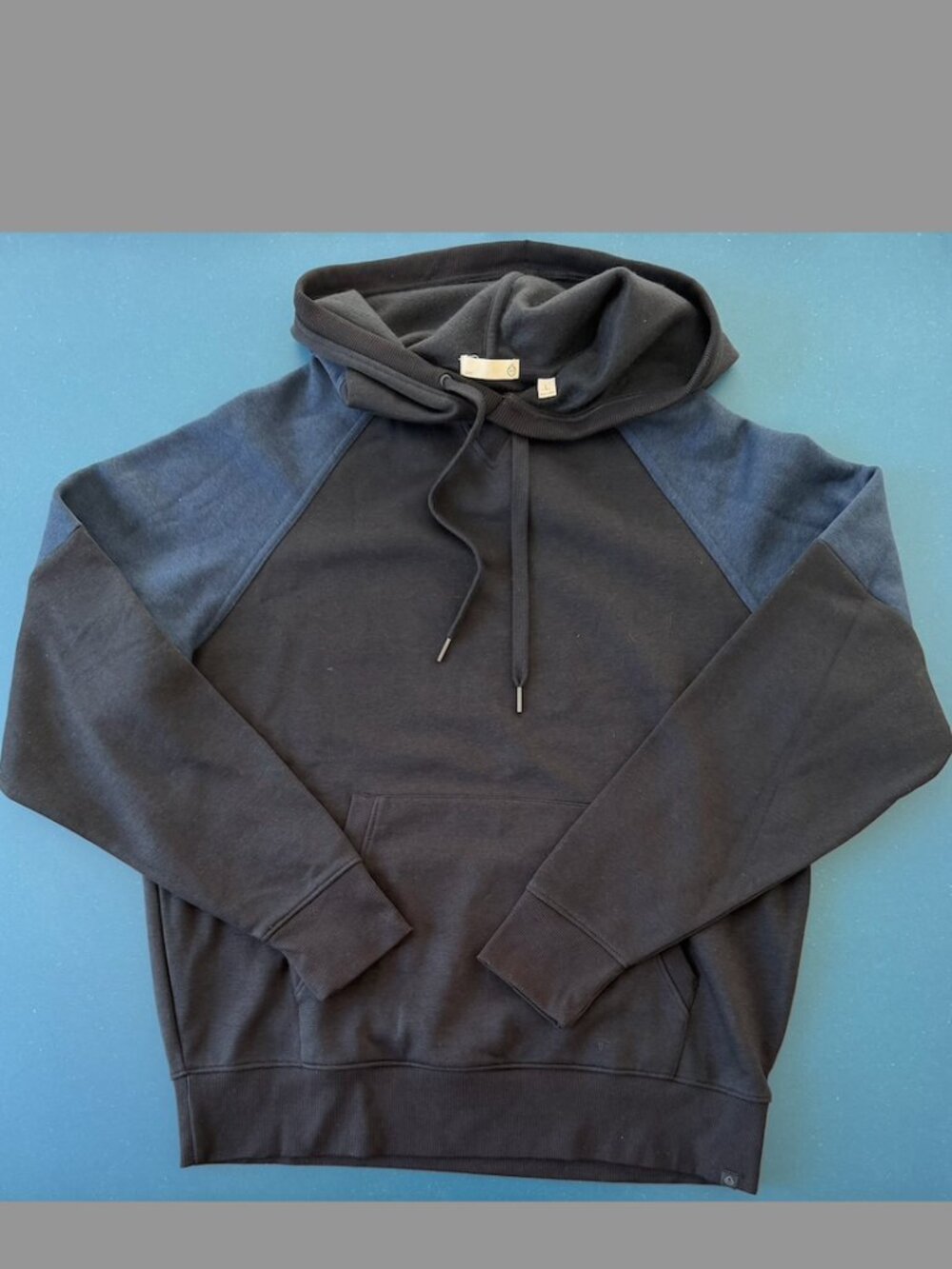 Tasc Black and Navy Blue Hoodie | Large